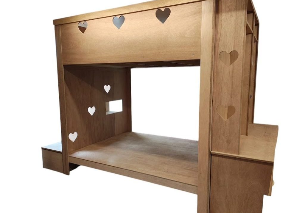 Heart Bunk Bed-Photoroom