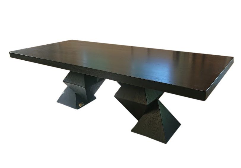 Pyramid table 