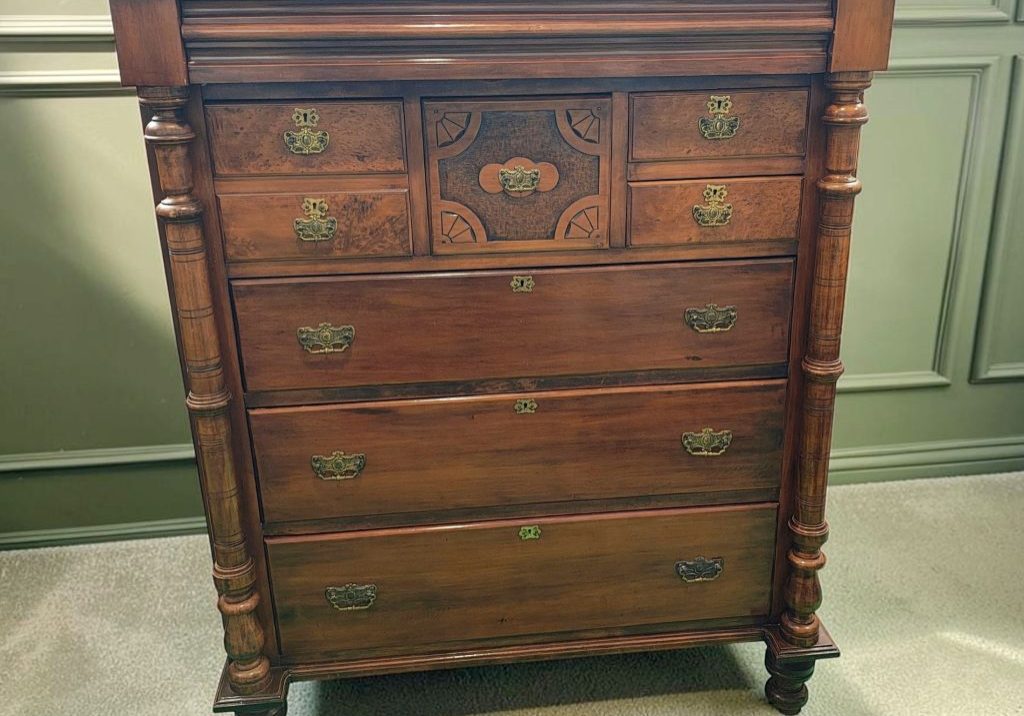 Victorian-style Scotch chest
